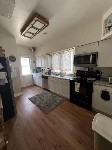 1112 Romayne AVENUE, Racine, WI 53402