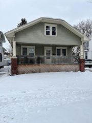 1112 Romayne AVENUE, Racine, WI 53402