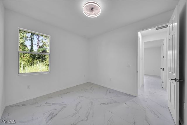 3413 28th ST SW, Lehigh Acres, FL 33976