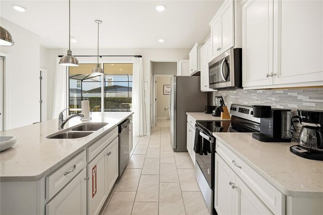 1177 ALOHA BOULEVARD, Davenport, FL 33897