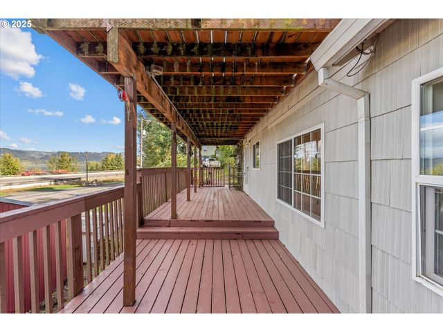 3011 Ne RASMUSSEN Rd, Corbett, OR 97019