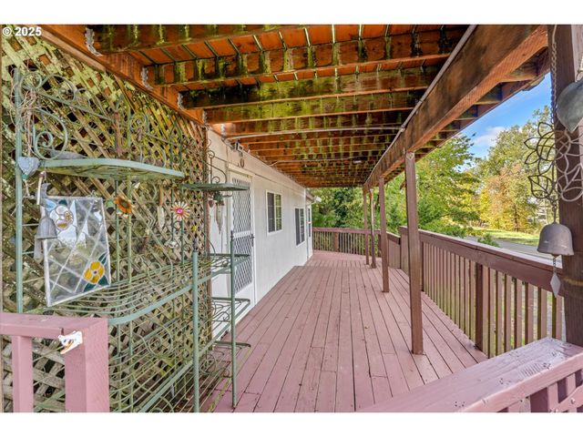 3011 Ne RASMUSSEN Rd, Corbett, OR 97019