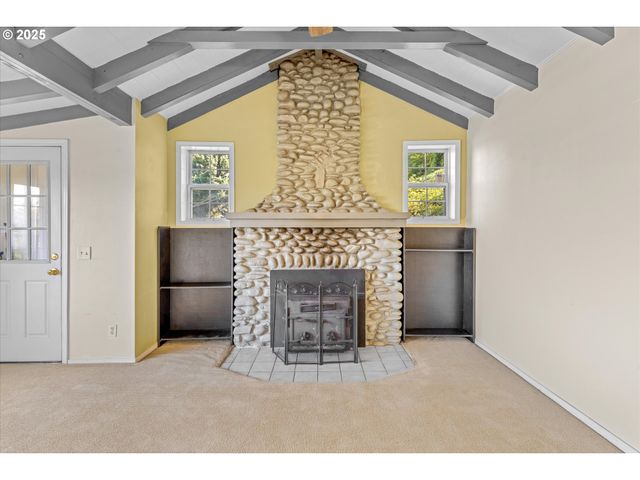 3011 Ne RASMUSSEN Rd, Corbett, OR 97019