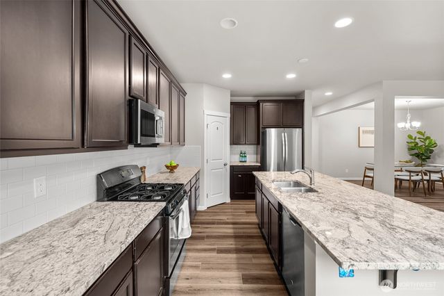 11126 4th Place SW, Seattle, WA 98146
