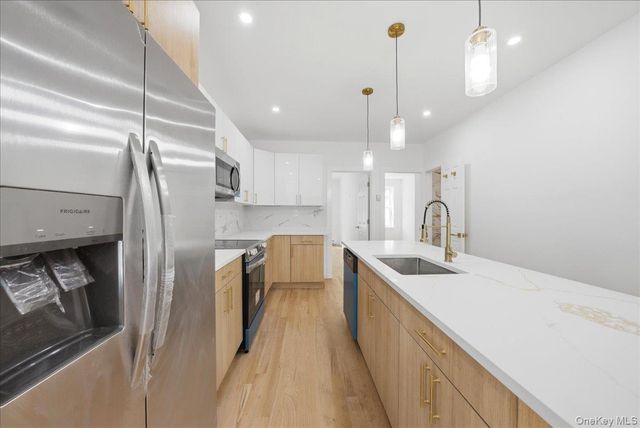 2407 Butler Place, Bronx, NY 10461