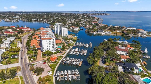 1325 SNELL ISLE BOULEVARD NE 110, St Petersburg, FL 33704