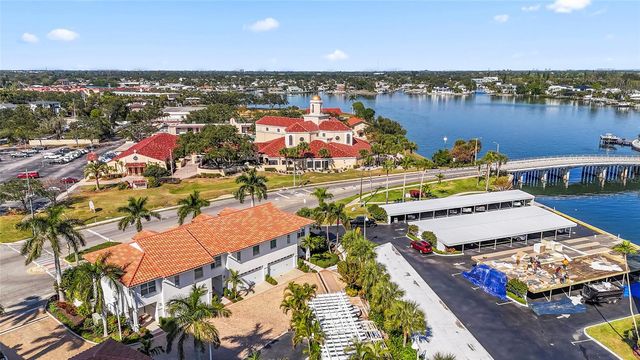 1325 SNELL ISLE BOULEVARD NE 110, St Petersburg, FL 33704