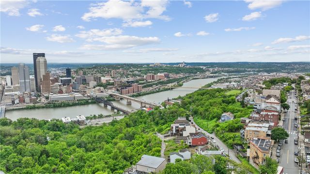 444 William St, Mt Washington, PA 15211