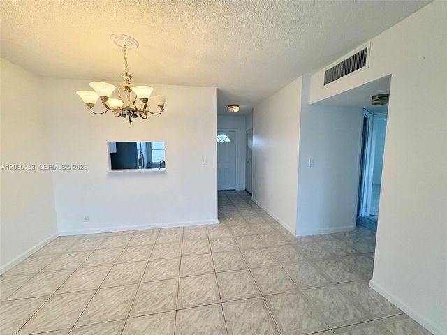 5011 W Oakland Park Blvd 310, Lauderdale Lakes, FL 33313