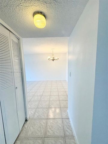 5011 W Oakland Park Blvd 310, Lauderdale Lakes, FL 33313