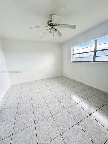5011 W Oakland Park Blvd 310, Lauderdale Lakes, FL 33313