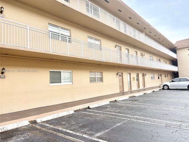 5011 W Oakland Park Blvd 310, Lauderdale Lakes, FL 33313