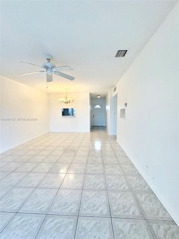 5011 W Oakland Park Blvd 310, Lauderdale Lakes, FL 33313