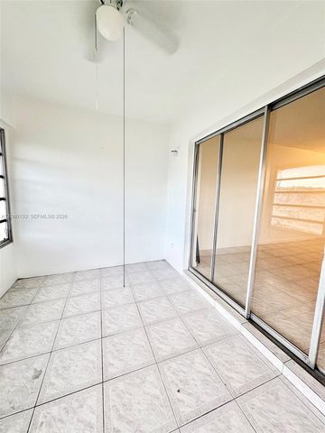 5011 W Oakland Park Blvd 310, Lauderdale Lakes, FL 33313