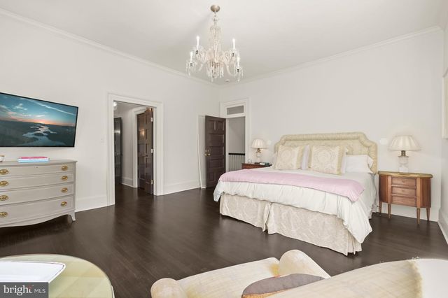 4209 BRADLEY LN, Chevy Chase, MD 20815