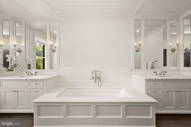 4209 BRADLEY LN, Chevy Chase, MD 20815