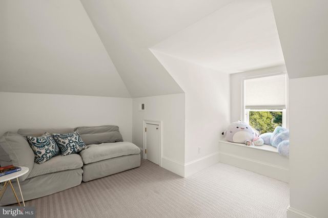 4209 BRADLEY LN, Chevy Chase, MD 20815