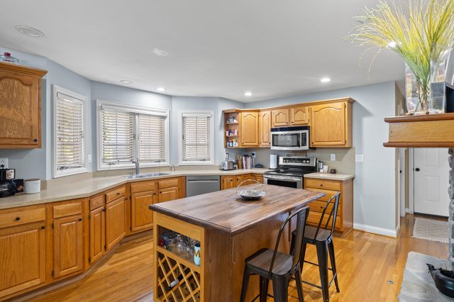 501 Lake Valley Drive, Lexington, KY 40509