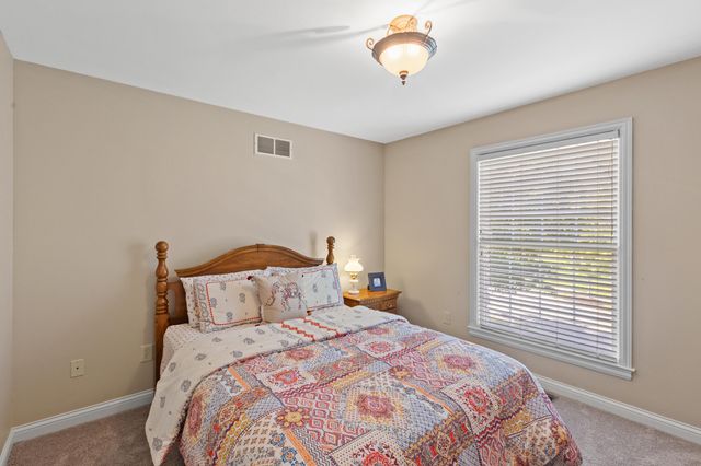 501 Lake Valley Drive, Lexington, KY 40509