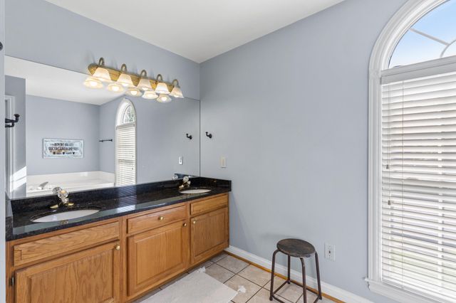 501 Lake Valley Drive, Lexington, KY 40509