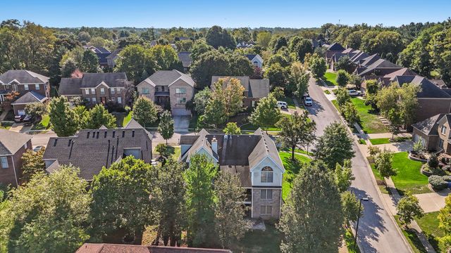 501 Lake Valley Drive, Lexington, KY 40509