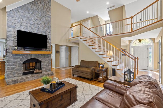 501 Lake Valley Drive, Lexington, KY 40509