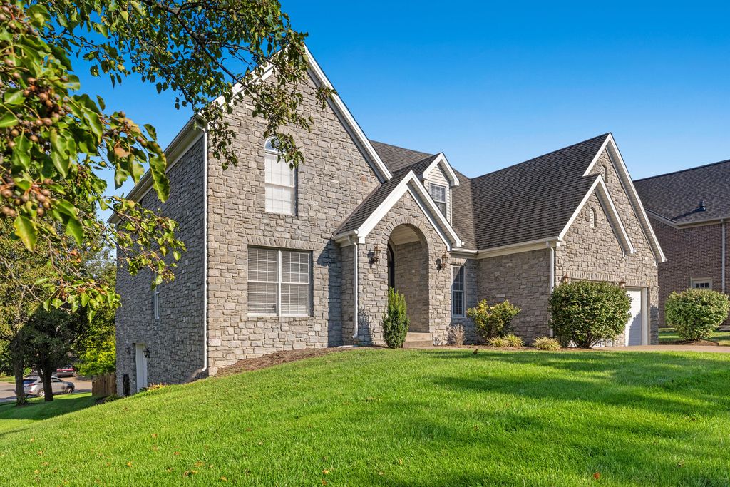 501 Lake Valley Drive, Lexington, KY 40509
