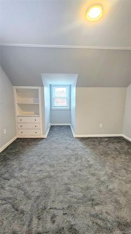 10001 Winthrop Street, Detroit, MI 48227