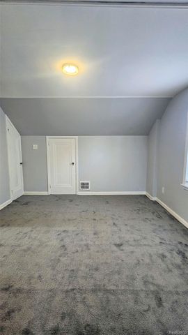 10001 Winthrop Street, Detroit, MI 48227