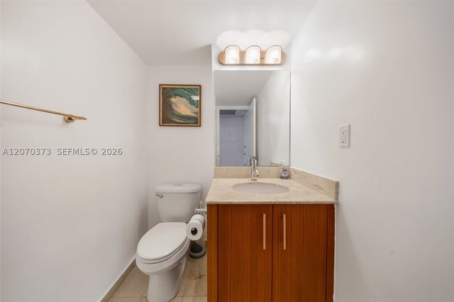 10275 Collins Ave 1507, Bal Harbour, FL 33154