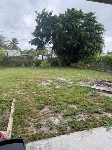 2609 NE 4TH Street, Boynton Beach, FL 33435
