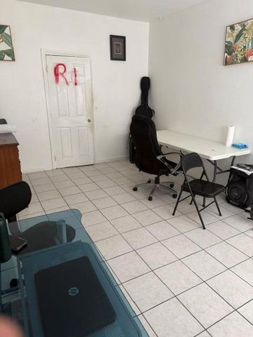 2609 NE 4TH Street, Boynton Beach, FL 33435