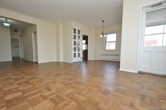 240 Garth Road 7J2, Scarsdale, NY 10583