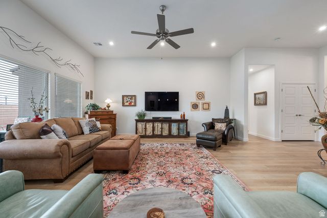 4774 W 3080 S, Hurricane, UT 84737