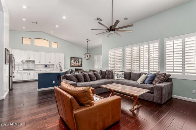 437 W VERDE Lane, Tempe, AZ 85284