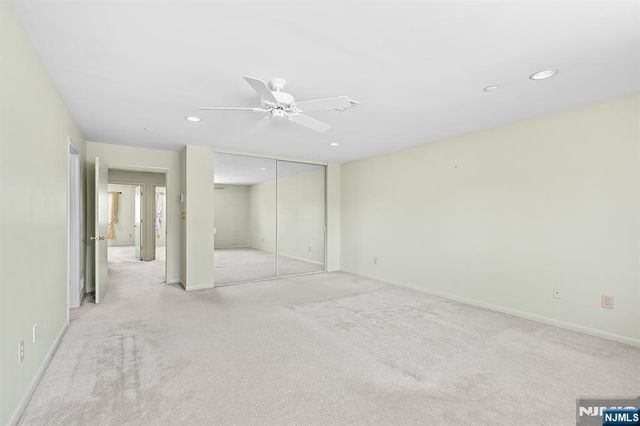 8 Wadsworth Court, Teaneck, NJ 07666