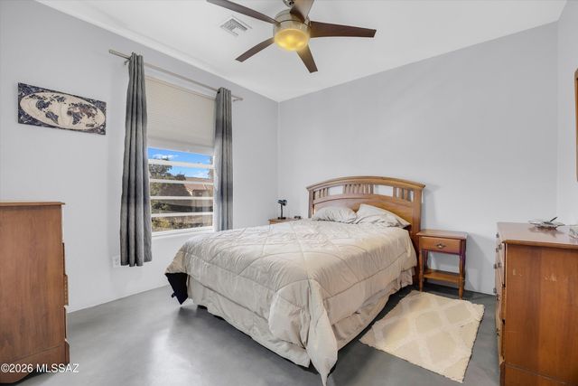 2431 E Autumn Flower Drive, Tucson, AZ 85718