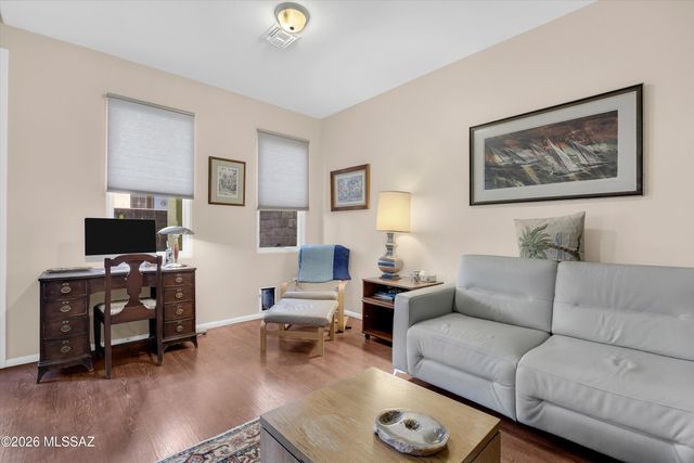 2431 E Autumn Flower Drive, Tucson, AZ 85718