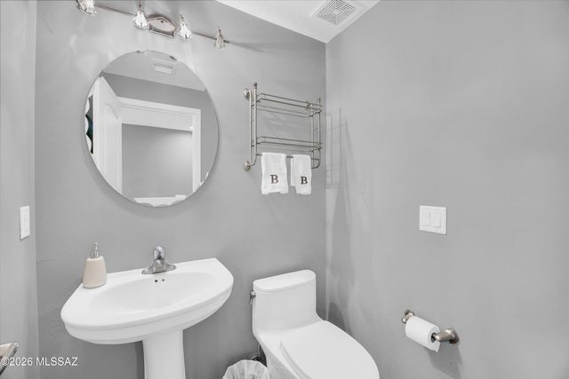 2431 E Autumn Flower Drive, Tucson, AZ 85718