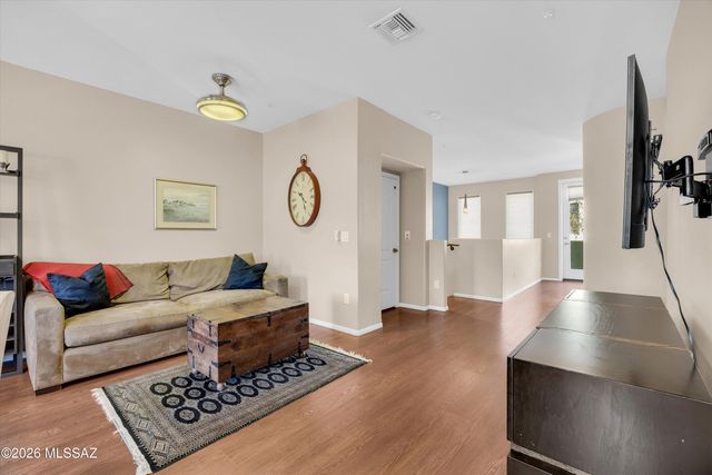 2431 E Autumn Flower Drive, Tucson, AZ 85718