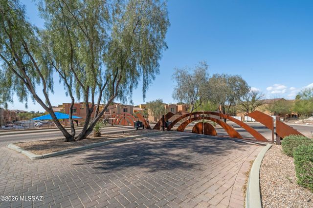 2431 E Autumn Flower Drive, Tucson, AZ 85718
