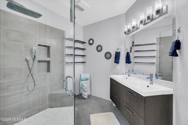 2431 E Autumn Flower Drive, Tucson, AZ 85718