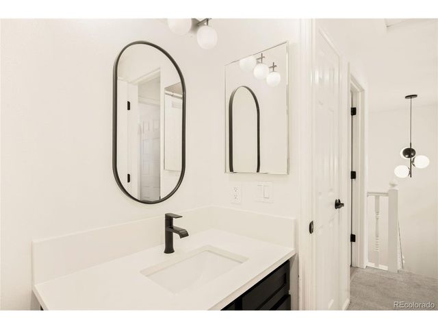 6958 E Briarwood Cir, Centennial, CO 80112