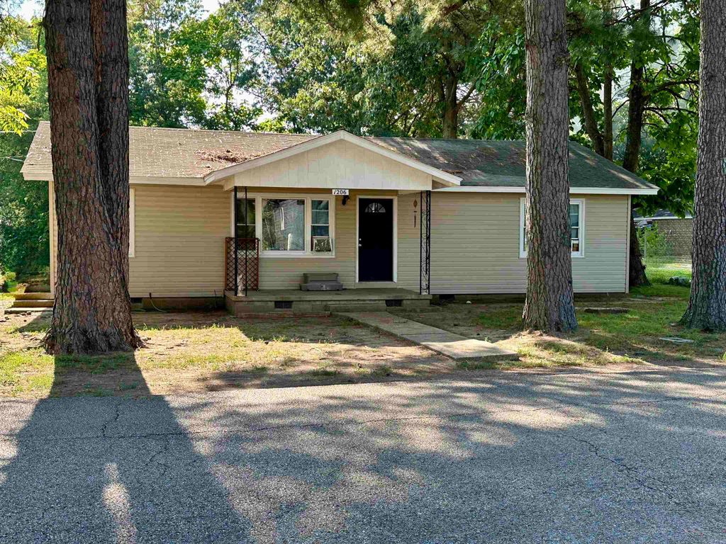 1206 Warren Street, Jonesboro, AR 72401