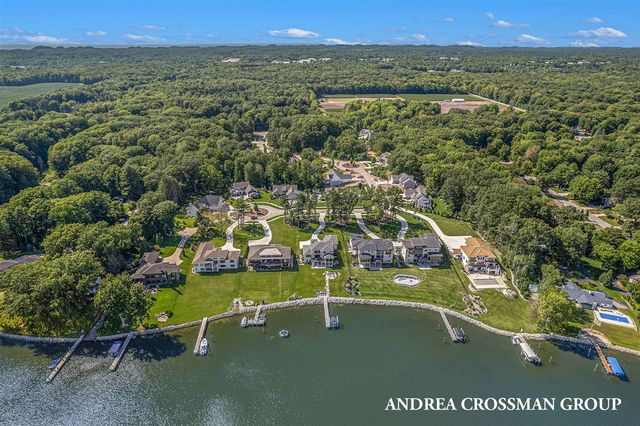 16179 Coventry Lane, Spring Lake, MI 49456