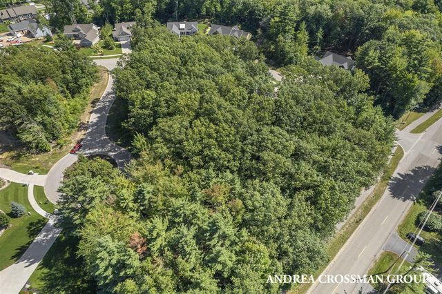 16179 Coventry Lane, Spring Lake, MI 49456