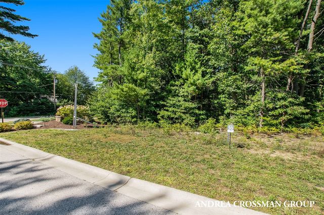 16179 Coventry Lane, Spring Lake, MI 49456