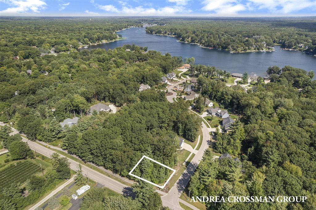 16179 Coventry Lane, Spring Lake, MI 49456