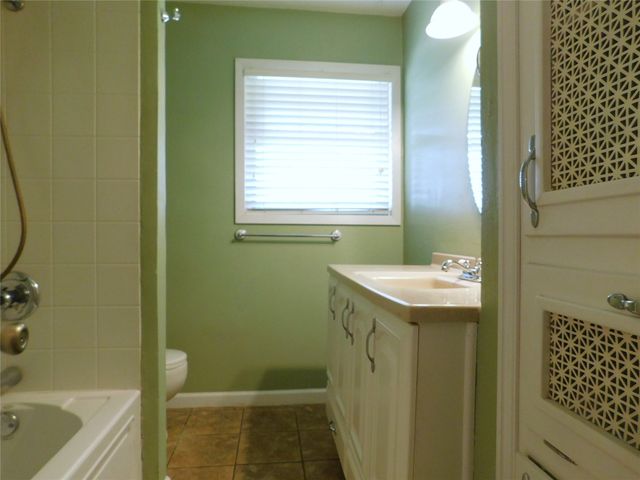 1228 Bryn Mawr Place, Denton, TX 76201