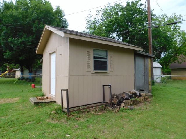 1228 Bryn Mawr Place, Denton, TX 76201